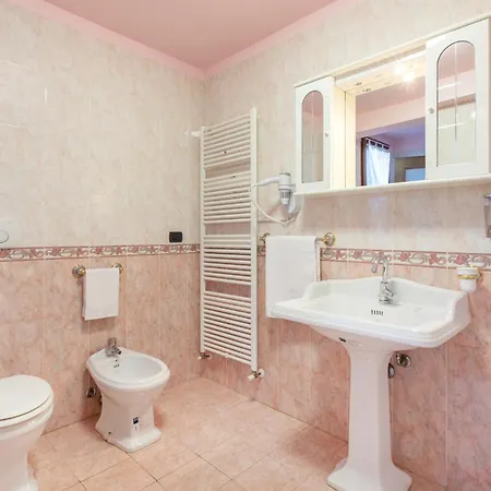 La Dimora Emiliana Apartment *